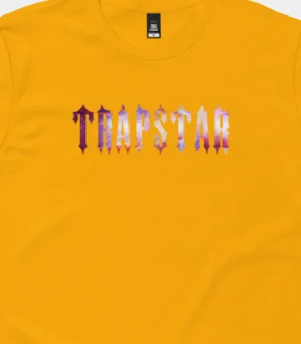 Camiseta-Galaxy-Trapstar-Amarillo-1.webp